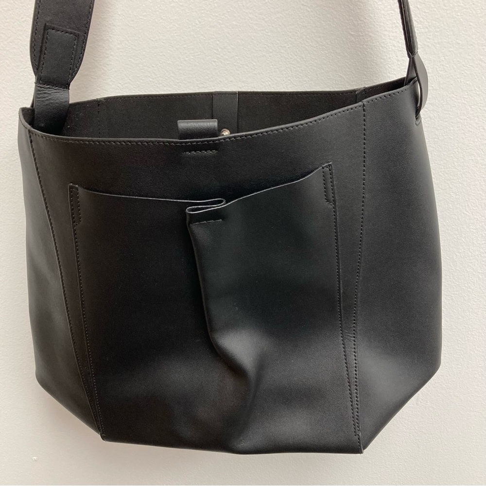 Everlane Black Leather Bag